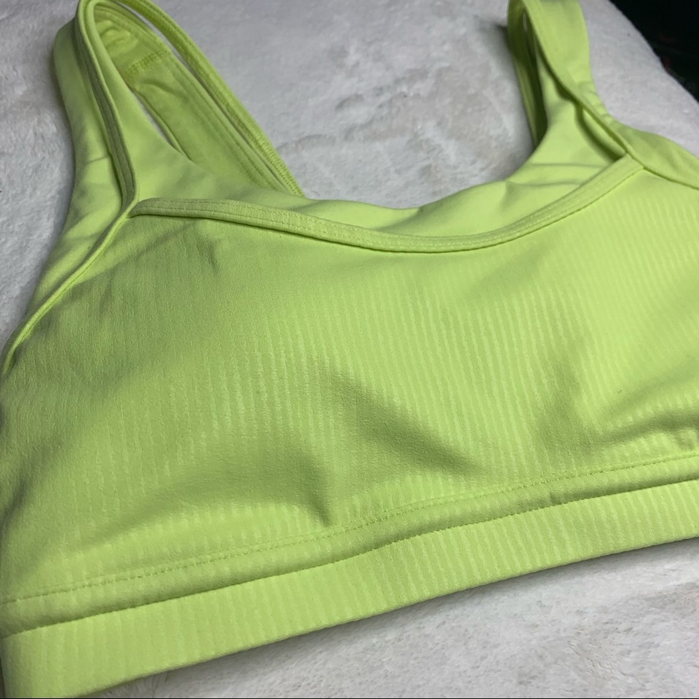 Lululemon Love to Layer Bra NWT (Size 2) - Picture 7 of 16